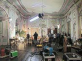 Dreharbeiten des Filmes "Komponisten auf der Spur - Wolfgang Amadeus Mozart" Spiegelsaal des Schlosses esk Krumlov, 28. November 2001, Foto: Lubor Mrzek