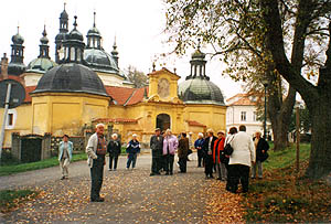 Seniorklub 2001 - Měsíční poznávací zájezdy - Tábor - poutní kostel Klokoty