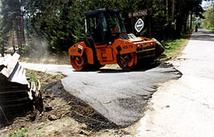 Holubov 2003, opravy komunikac po povodnch