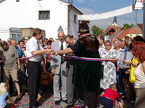 Keme 2004, 13. ronk Kemeskho veletrhu, slavnostn zahjen