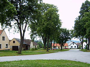 Keme 2006, pedstavujeme osady - Lhotka