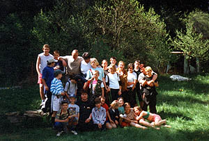 Keme 2001 - Mstn organizace eskho rybskho svazu pi klidu Kemskho potoka - 1