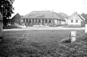 Stavba Matesk koly v Chlumu v r.1977, historick foto