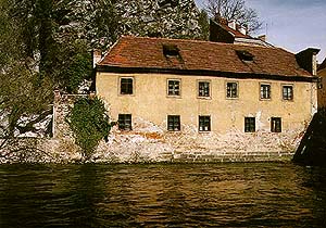 Latrn . p. 1, celek, foto: Ladislav Pouzar