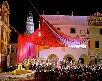 Internationales Musikfestival, Italienische Nacht auf dem Stadtplatz (Nmst Svornosti) in esk Krumlov, Detail