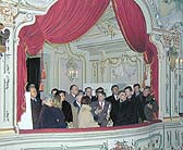 Delegace prezidenta Chorvatské republiky Stjepana Mesiče v lóži zámeckého divadla, foto: Zdena Flašková