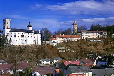 Hrad Romberk nad Vltavou, Horn a Doln hrad