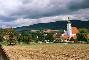 Poutn kostel Kjov