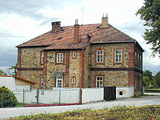 Holubov - Schulgebude, Hintertrakt, Foto: Jan K