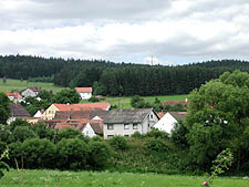 Tsov, im Hintergrund Fernsehsender Kle, Foto: Jan K