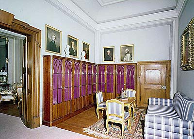 Zmek esk Krumlov, apartm knny Eleonory ze Schwarzenberku, prun knihovna knete