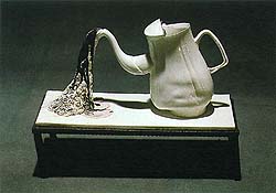 Agentura eskho keramickho designu, Jindra Vikov - Keramick konvice esk republiky 1997 (1.cena)